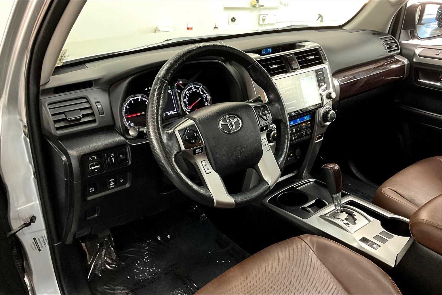 Used 2023 Toyota 4Runner Limited image 17