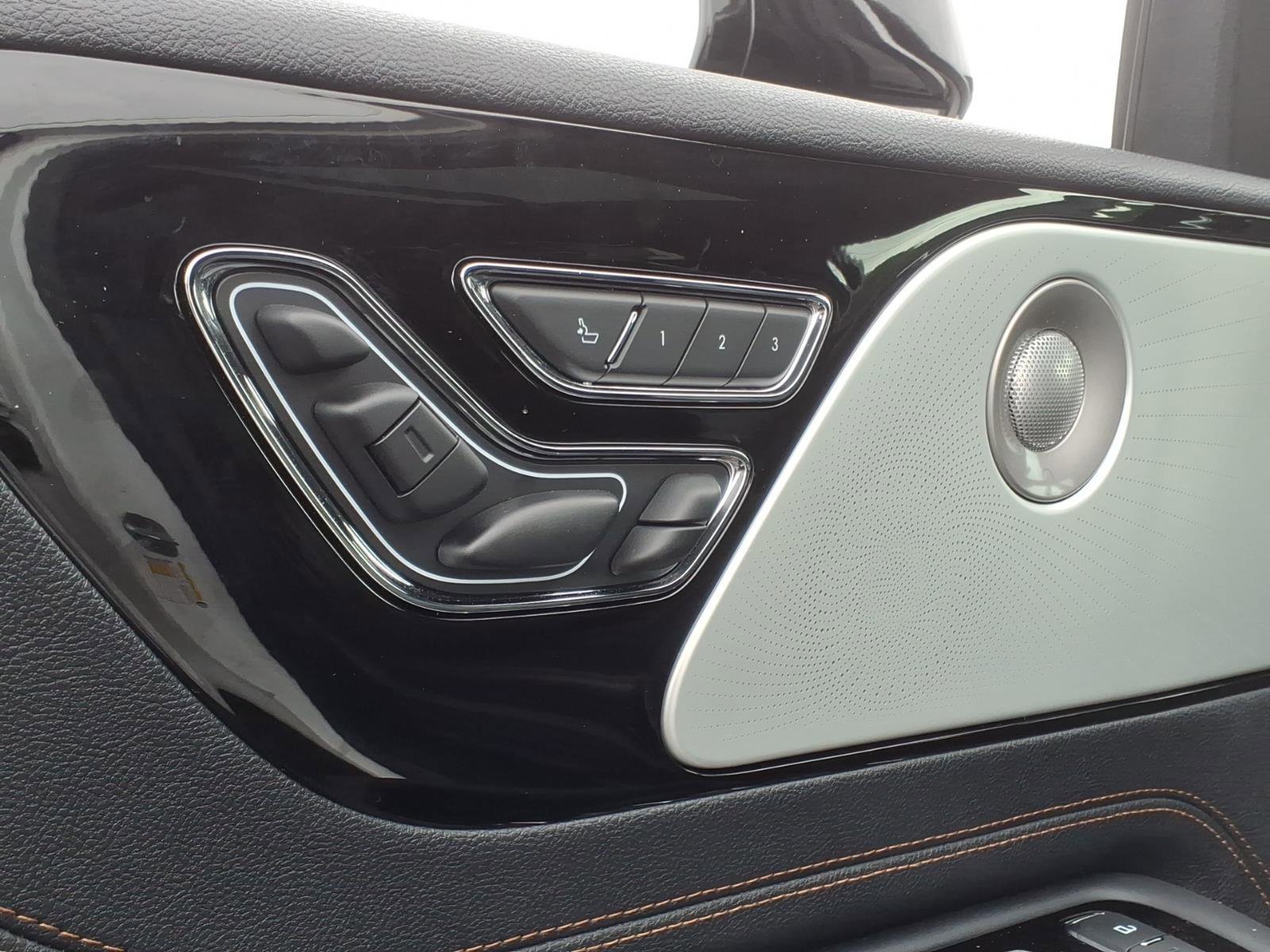 Used 2025 Lincoln Aviator Black Label AWD/4WD image 18