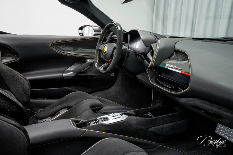 Used 2025 Ferrari SF90 Spider image 51