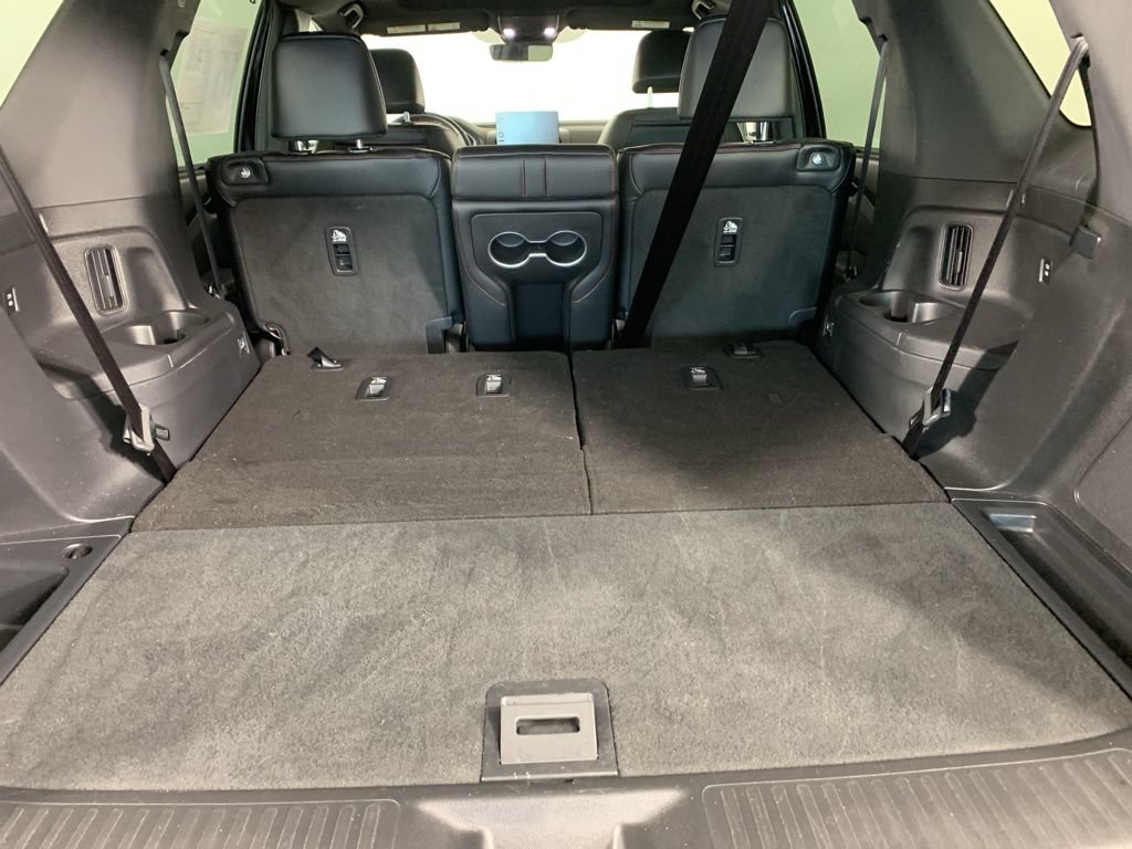 Used 2025 Honda Pilot Black Edition image 14