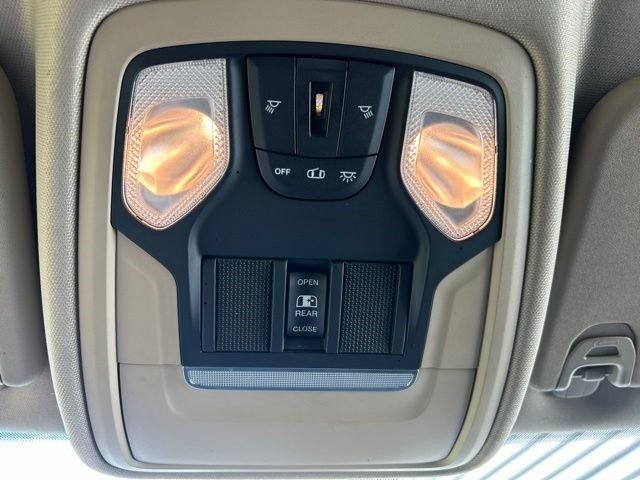 Used 2019 RAM 1500 Tradesman w/ SXT Appearance Group AWD/4WD image 35