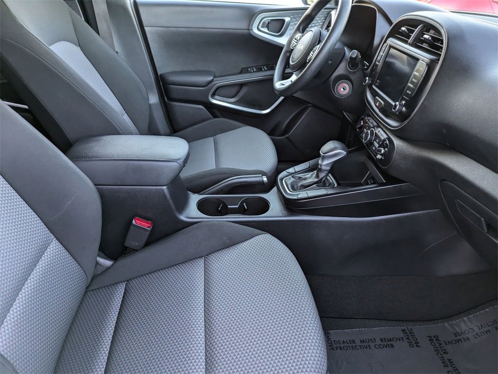Used 2024 Kia Soul LX w/ Option Group 015 image 30