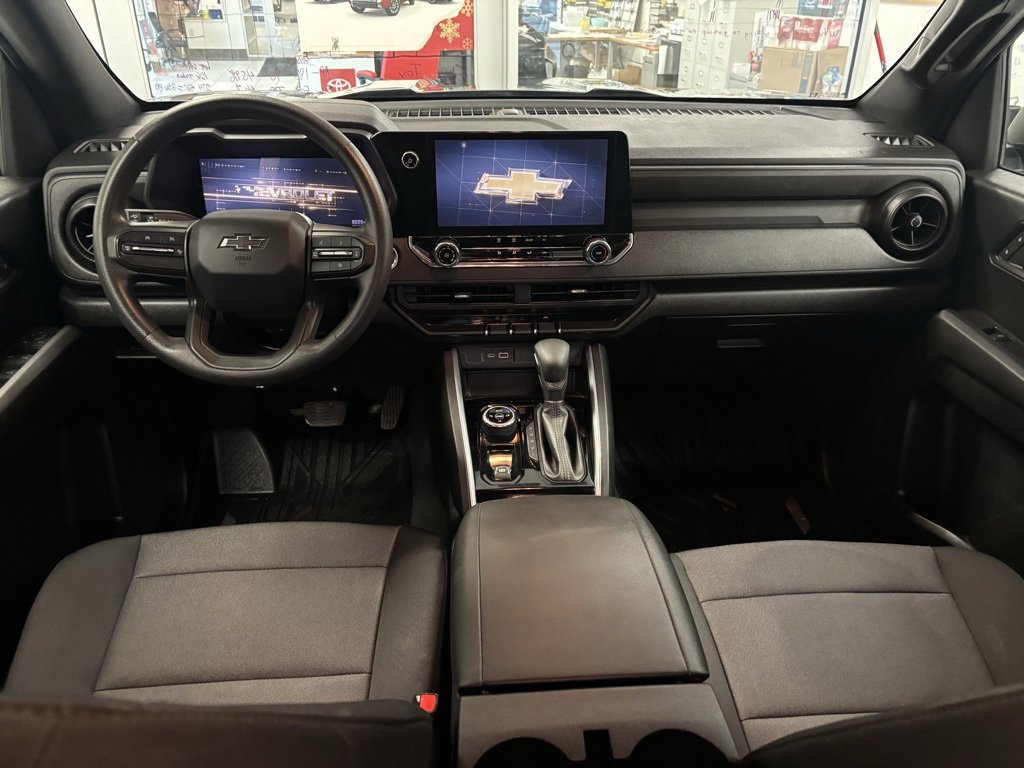 Used 2024 Chevrolet Colorado Trail Boss w/ Advanced Trailering Package image 17
