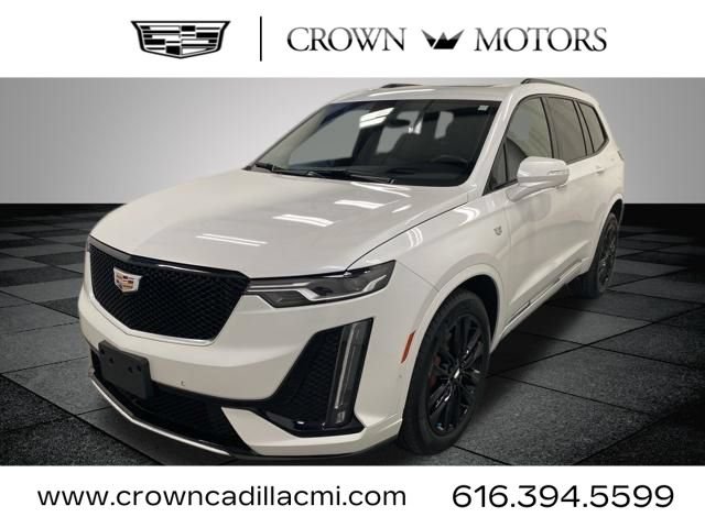 Certified 2023 Cadillac XT6 Sport w/ Technology Package AWD/4WD image 3