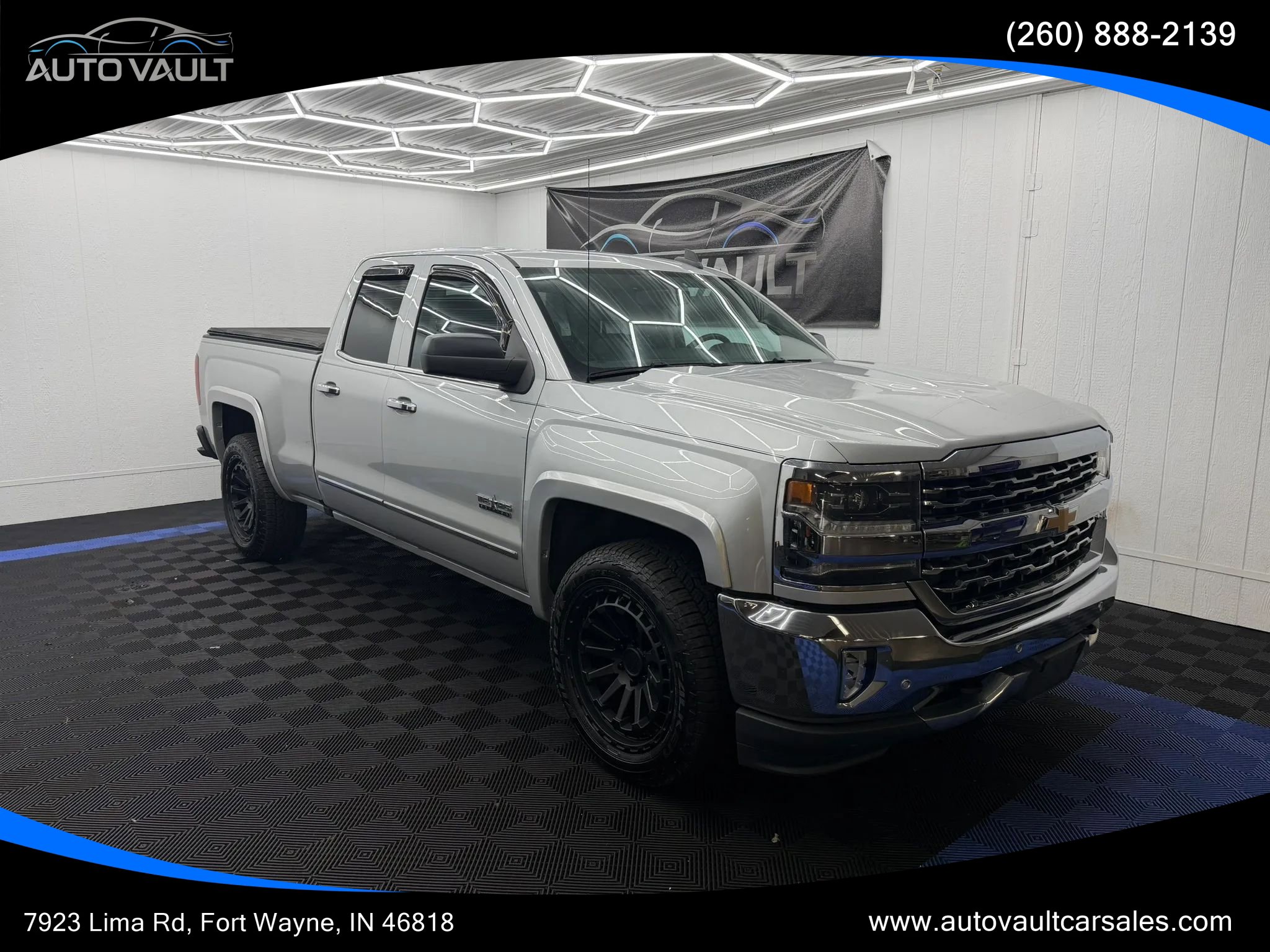 Used 2016 Chevrolet Silverado 1500 LTZ w/ Texas Edition AWD/4WD image 1
