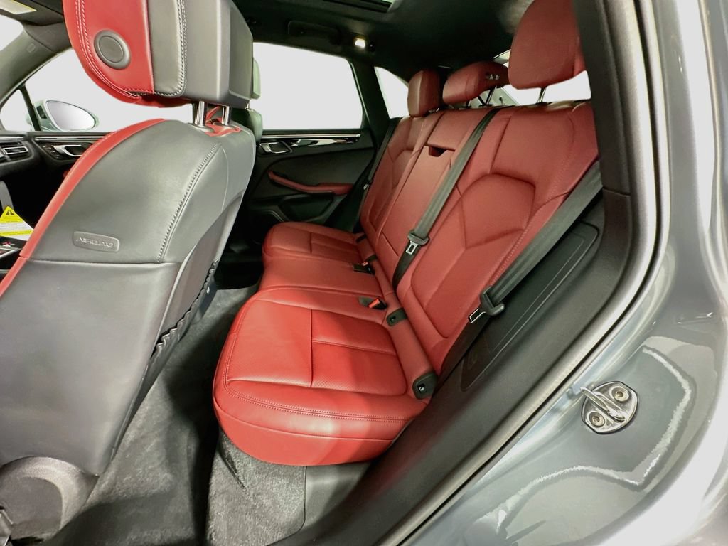 New 2026 Porsche Macan AWD/4WD image 24