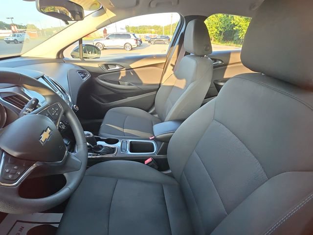 Used 2016 Chevrolet Cruze LT w/ Convenience Package FWD image 11