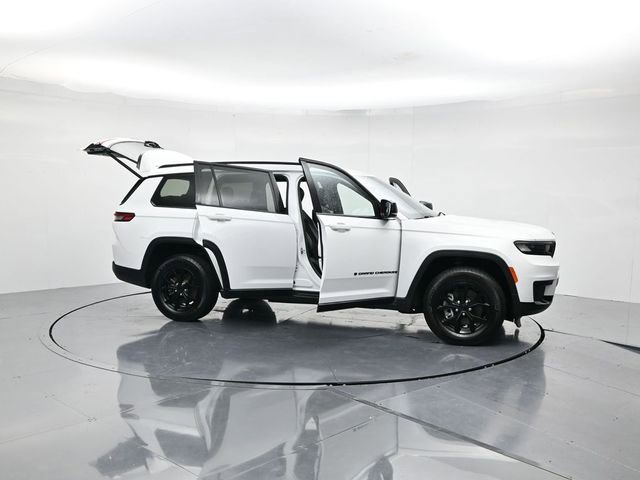Used 2024 Jeep Grand Cherokee L Laredo image 51