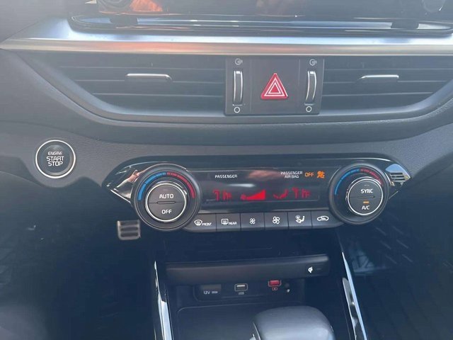 Used 2023 Kia Forte GT-Line w/ GT-Line Premium Package image 12