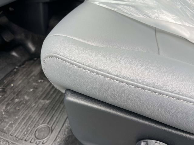New 2026 Ford F550 4x4 Regular Cab Super Duty image 14