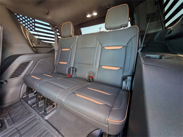 Used 2024 GMC Yukon AT4 w/ Technology Package image 16