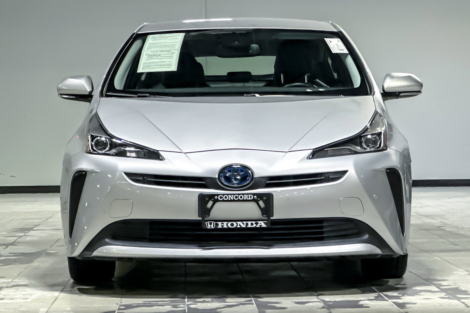 Used 2020 Toyota Prius XLE image 5