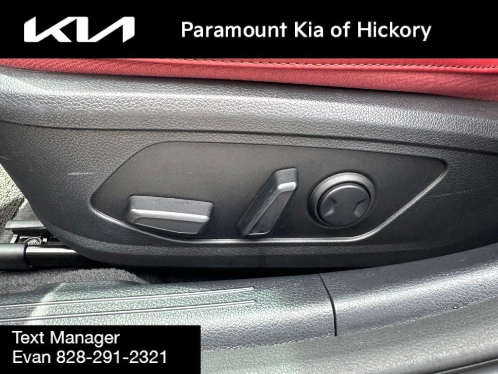 Used 2025 Kia K5 GT-Line w/ GT-Line Premium Package FWD image 19
