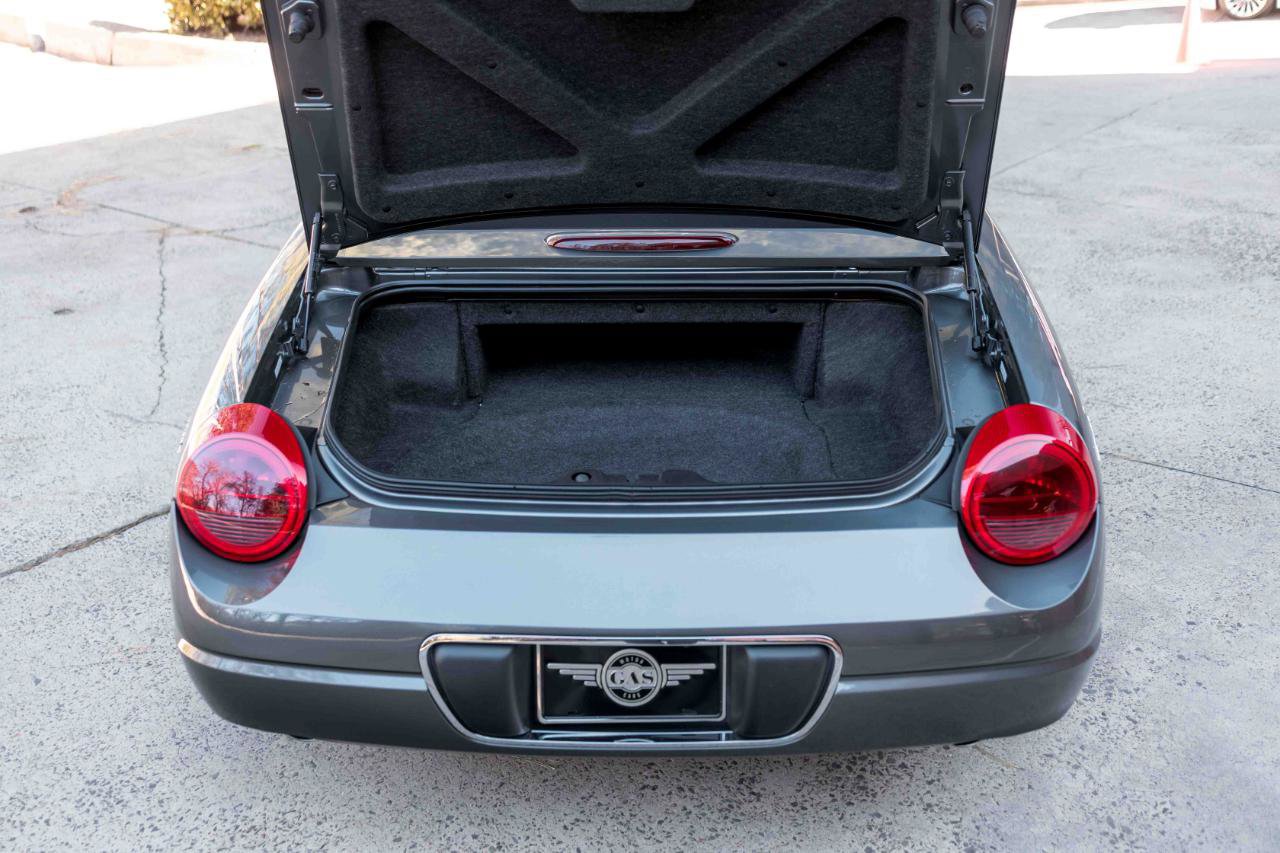 Used 2003 Ford Thunderbird Deluxe image 81