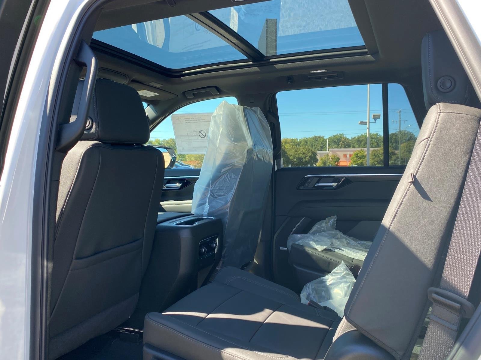 New 2027 Chevrolet Tahoe Z71 w/ Comfort Package AWD/4WD image 21