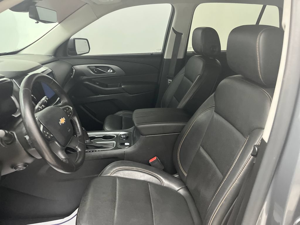 Used 2019 Chevrolet Traverse Premier FWD image 12