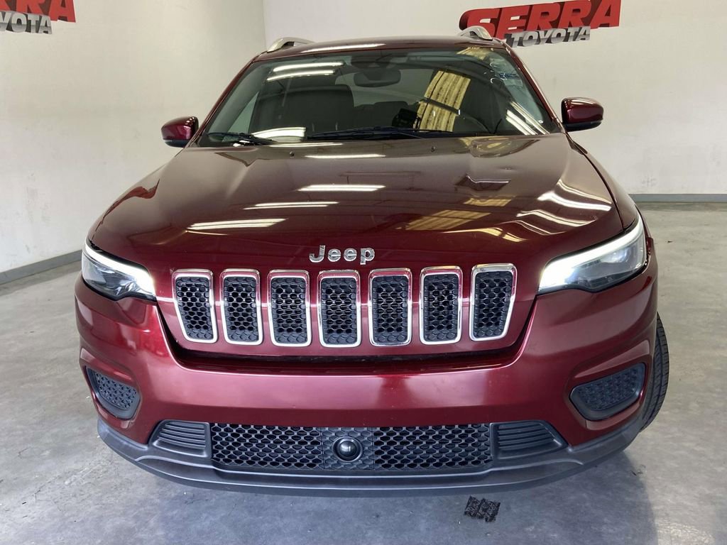 Used 2021 Jeep Cherokee Latitude AWD/4WD image 7
