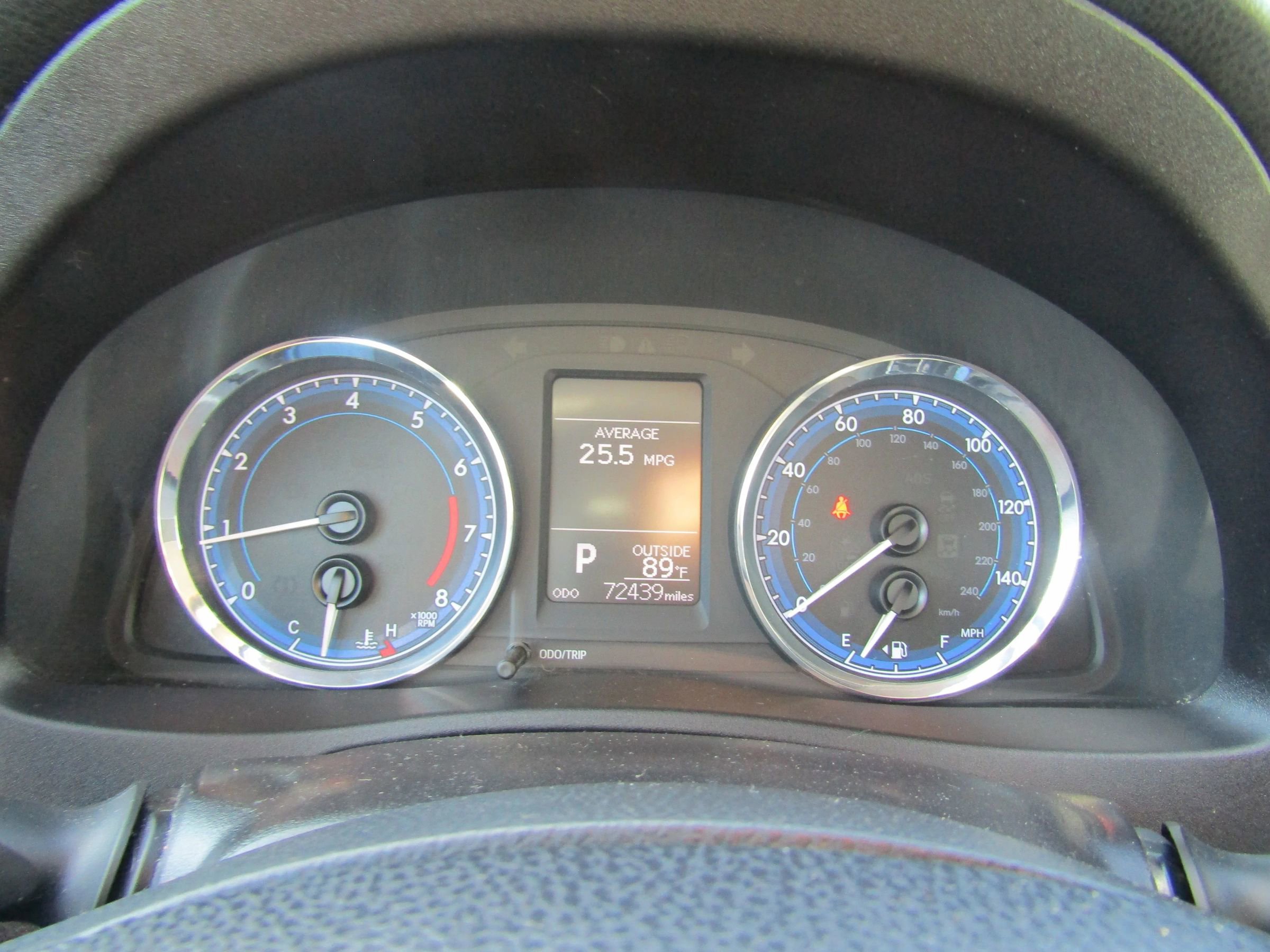 Used 2017 Toyota Corolla LE image 30