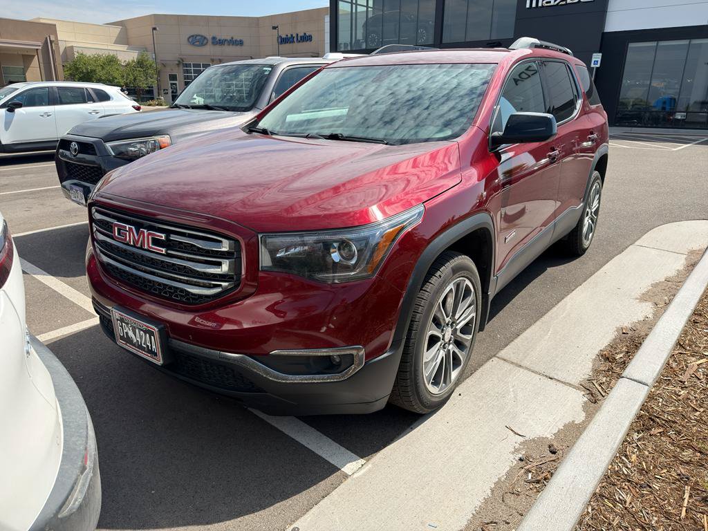 Used 2017 GMC Acadia SLT AWD/4WD image 1
