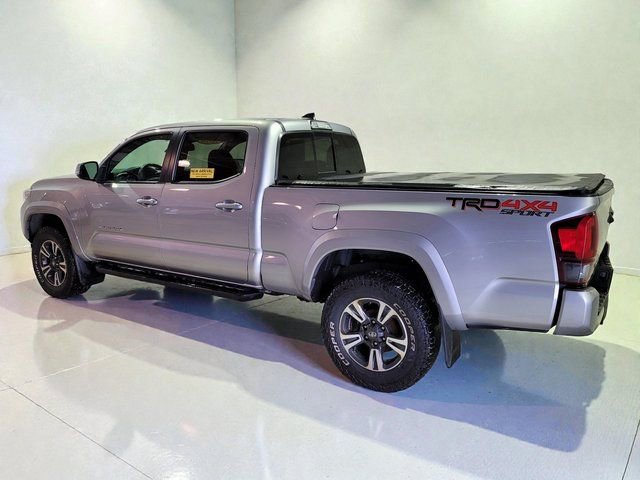 Used 2018 Toyota Tacoma TRD Sport image 20