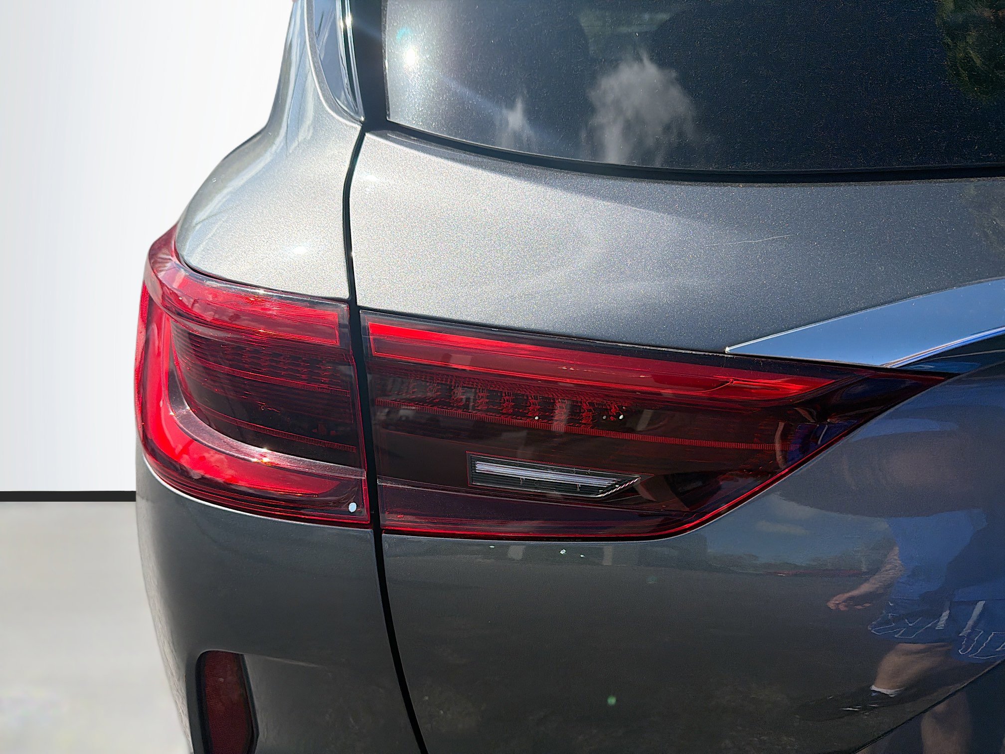 Used 2021 INFINITI QX50 Essential w/ Convenience Package image 10