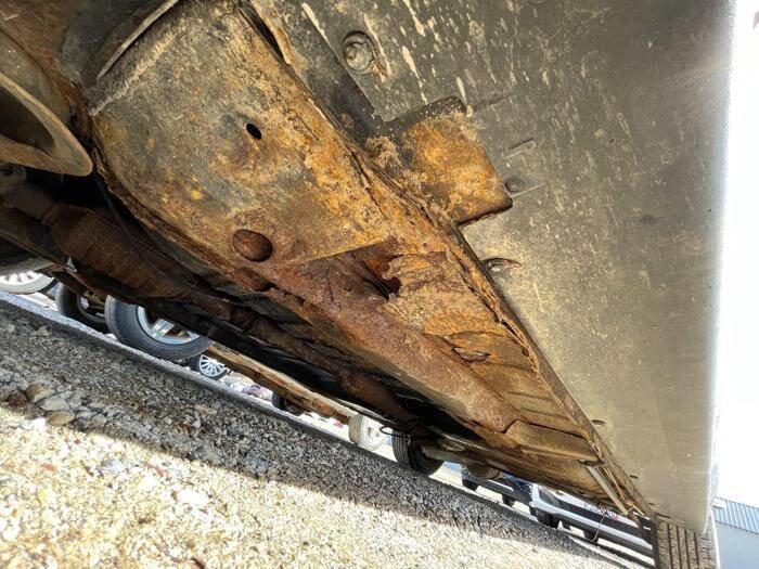 Used 2001 Saturn S-Series SL2 image 12