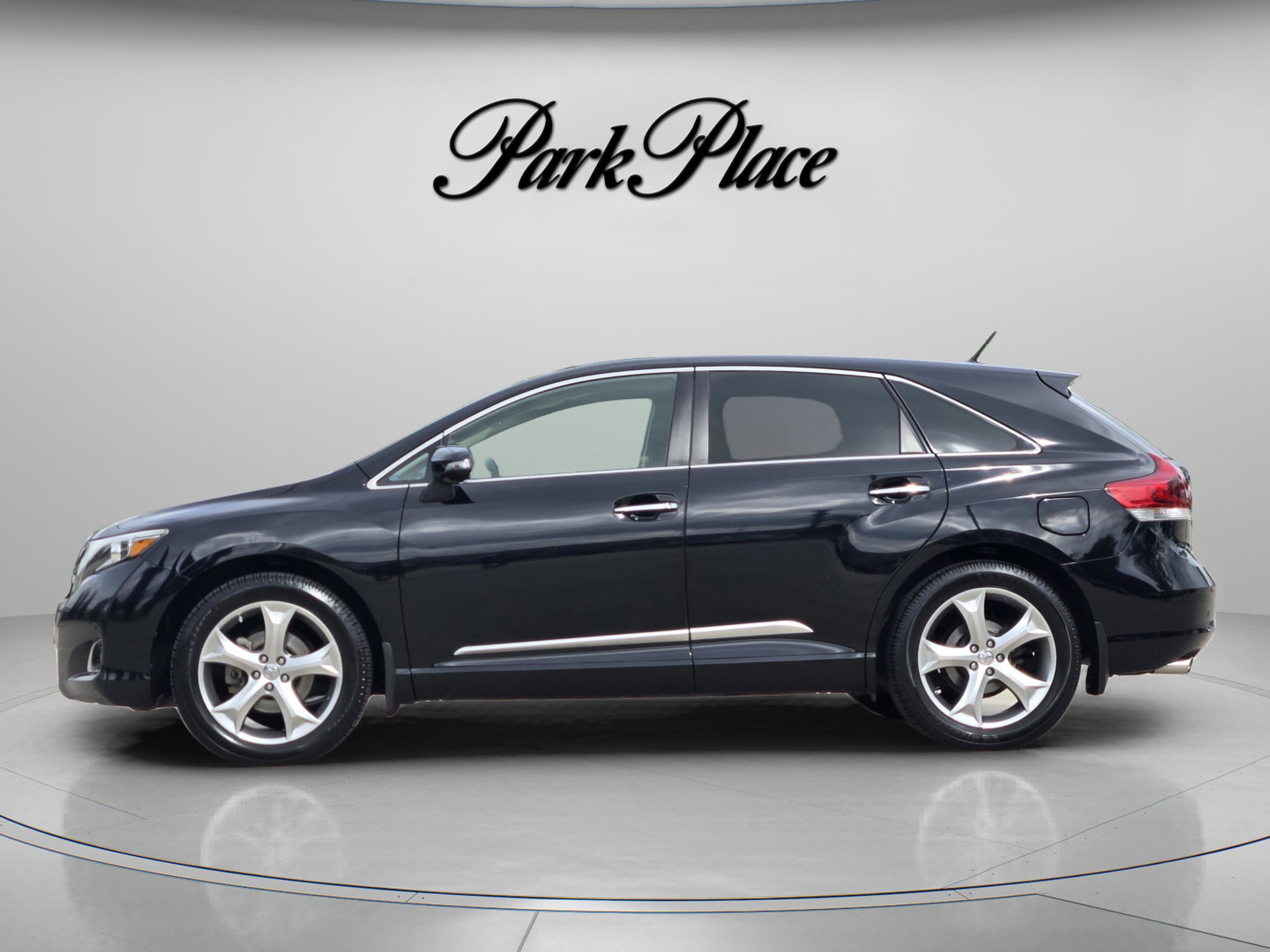 Used 2014 Toyota Venza Limited w/ Tow Prep Package AWD/4WD image 2