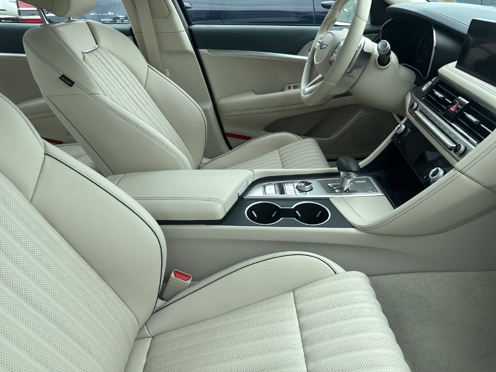 Used 2026 Genesis G70 2.5T Prestige AWD/4WD image 7