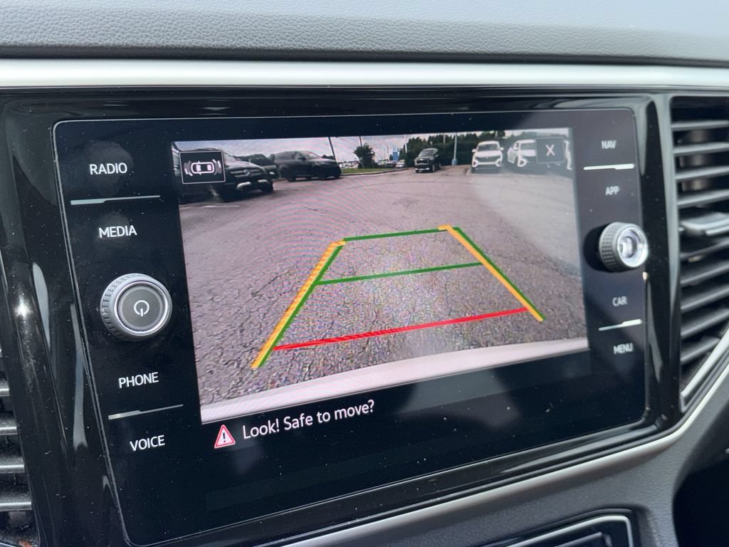 Certified 2023 Volkswagen Atlas SEL AWD/4WD image 5