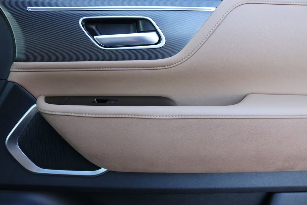 Certified 2025 INFINITI QX80 Luxe image 40