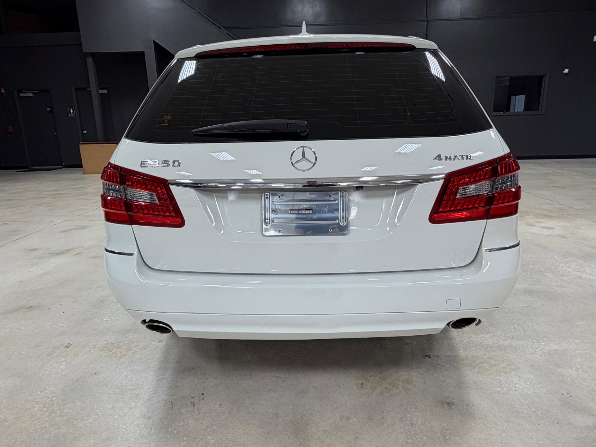 Used 2011 Mercedes-Benz E 350 4MATIC Wagon image 15