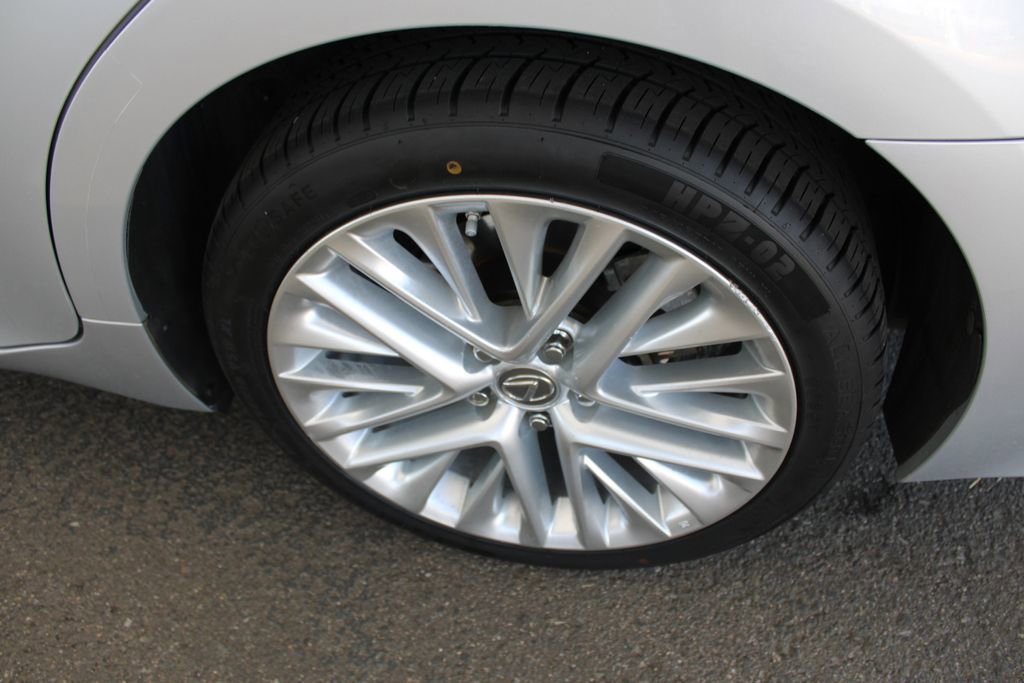 Used 2014 Lexus ES 350 w/ Luxury Package image 64