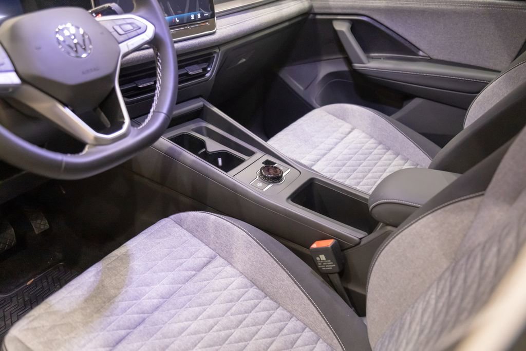 New 2026 Volkswagen Tiguan S AWD/4WD image 17