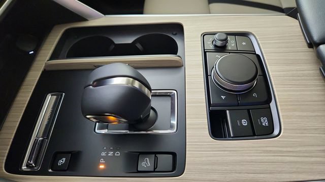New 2026 MAZDA CX-90 Plug-In Hybrid w/ Preferred AWD/4WD image 16