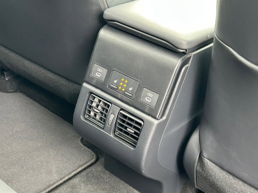 Used 2023 Subaru Solterra AWD image 52