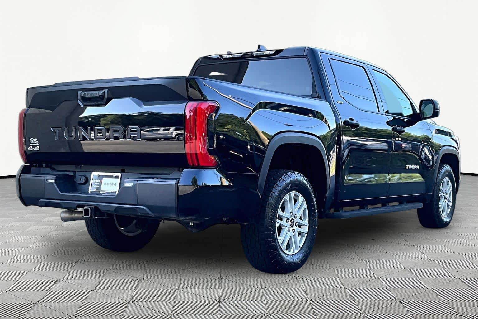 Used 2024 Toyota Tundra SR5 AWD/4WD image 13