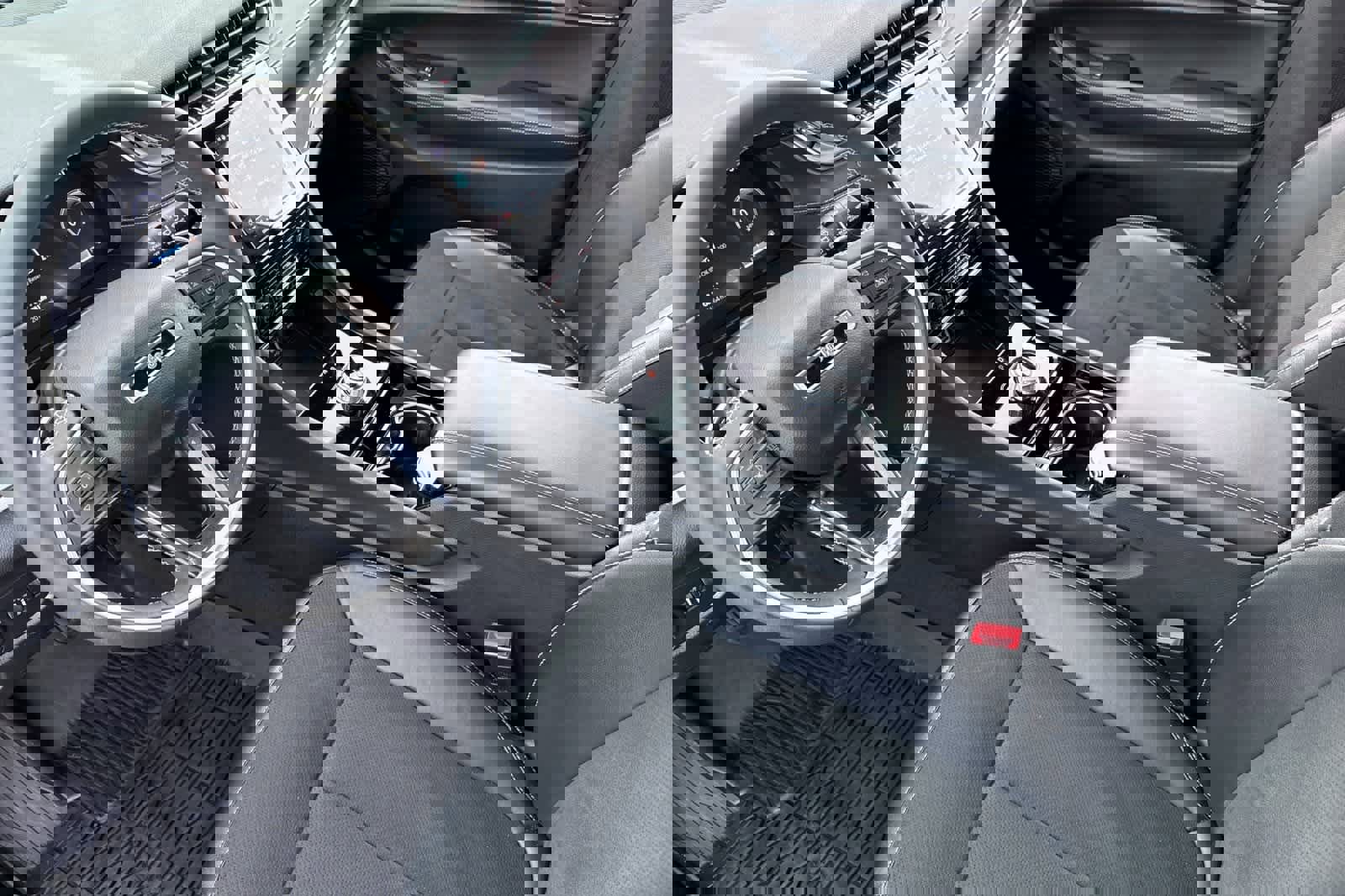 Used 2023 Jeep Grand Cherokee Altitude image 11