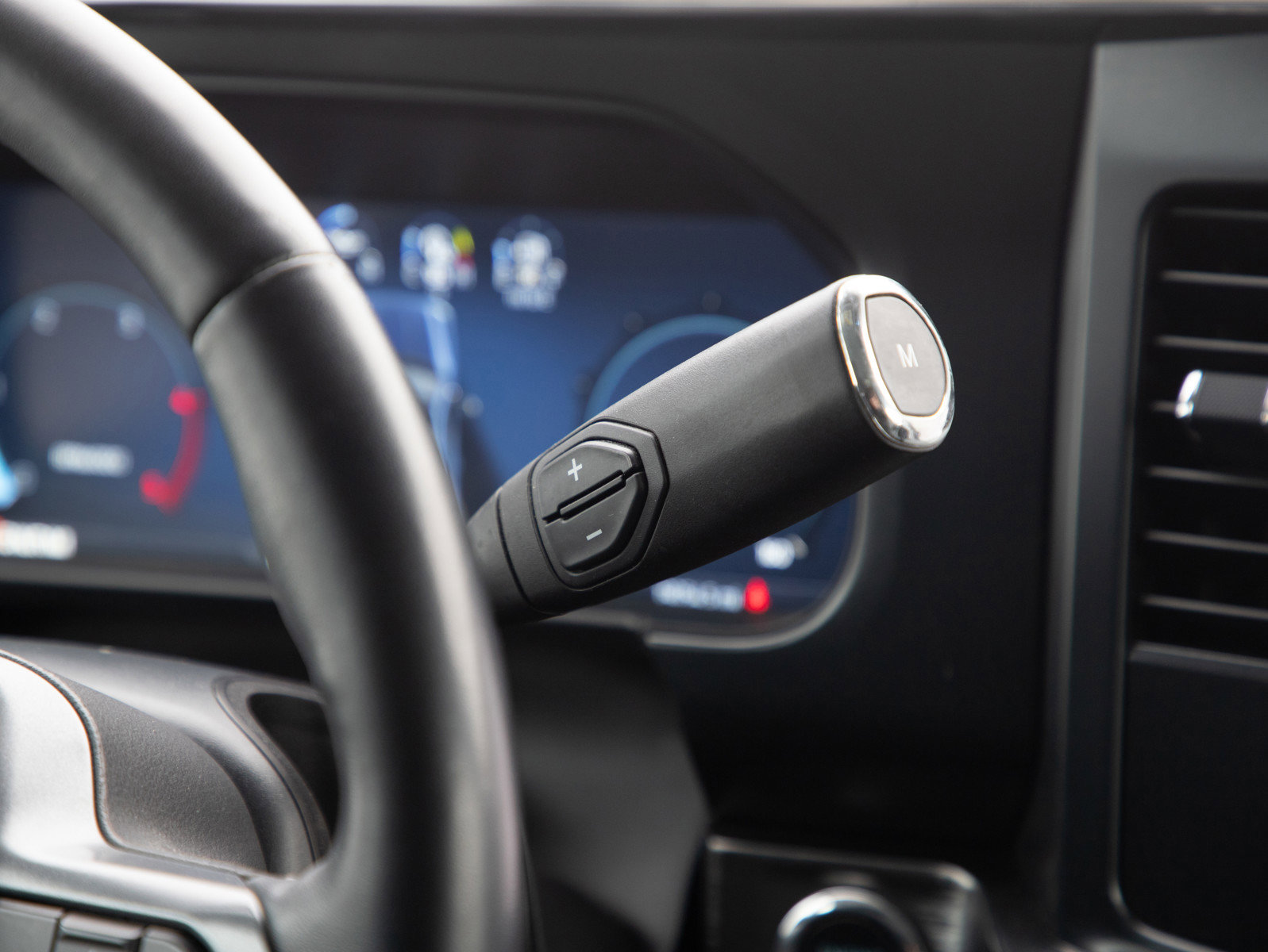 Used 2024 Ford F250 Lariat w/ Sport Appearance Package image 19