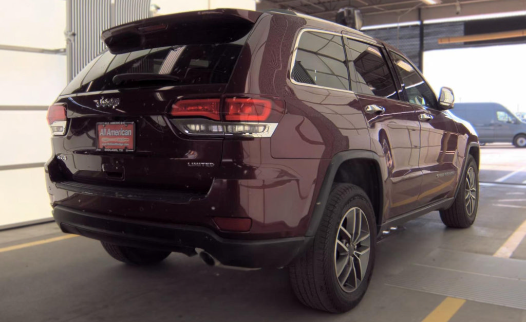 Used 2021 Jeep Grand Cherokee Limited AWD/4WD image 4