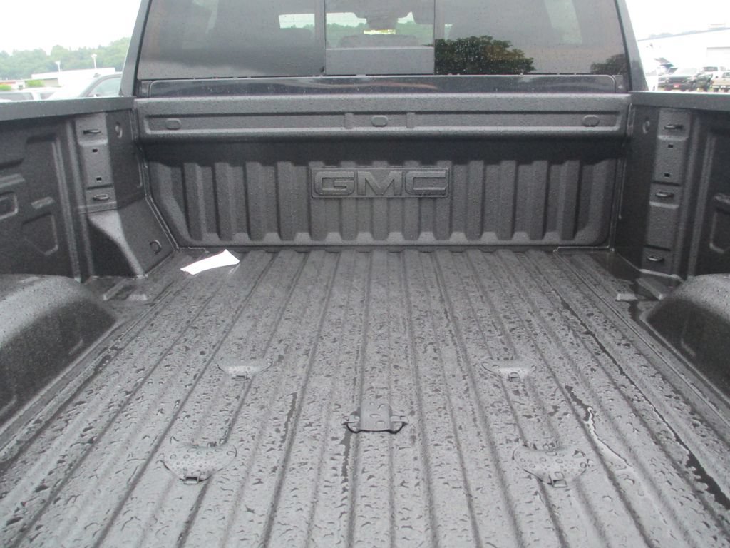 New 2026 GMC Sierra 2500 AT4 w/ AT4 Premium Plus Package AWD/4WD image 6