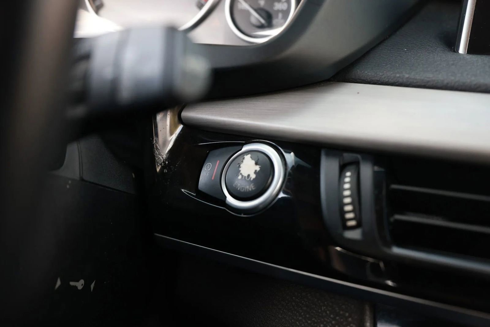 Used 2014 BMW X5 xDrive35i AWD/4WD image 31