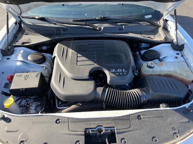 Used 2022 Dodge Charger SXT image 31