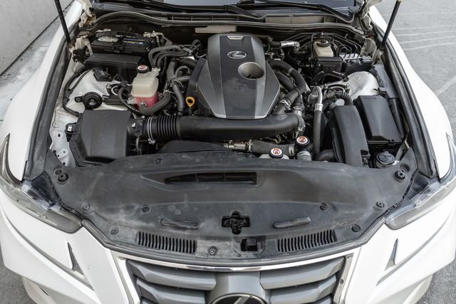 Used 2019 Lexus IS 300 image 15