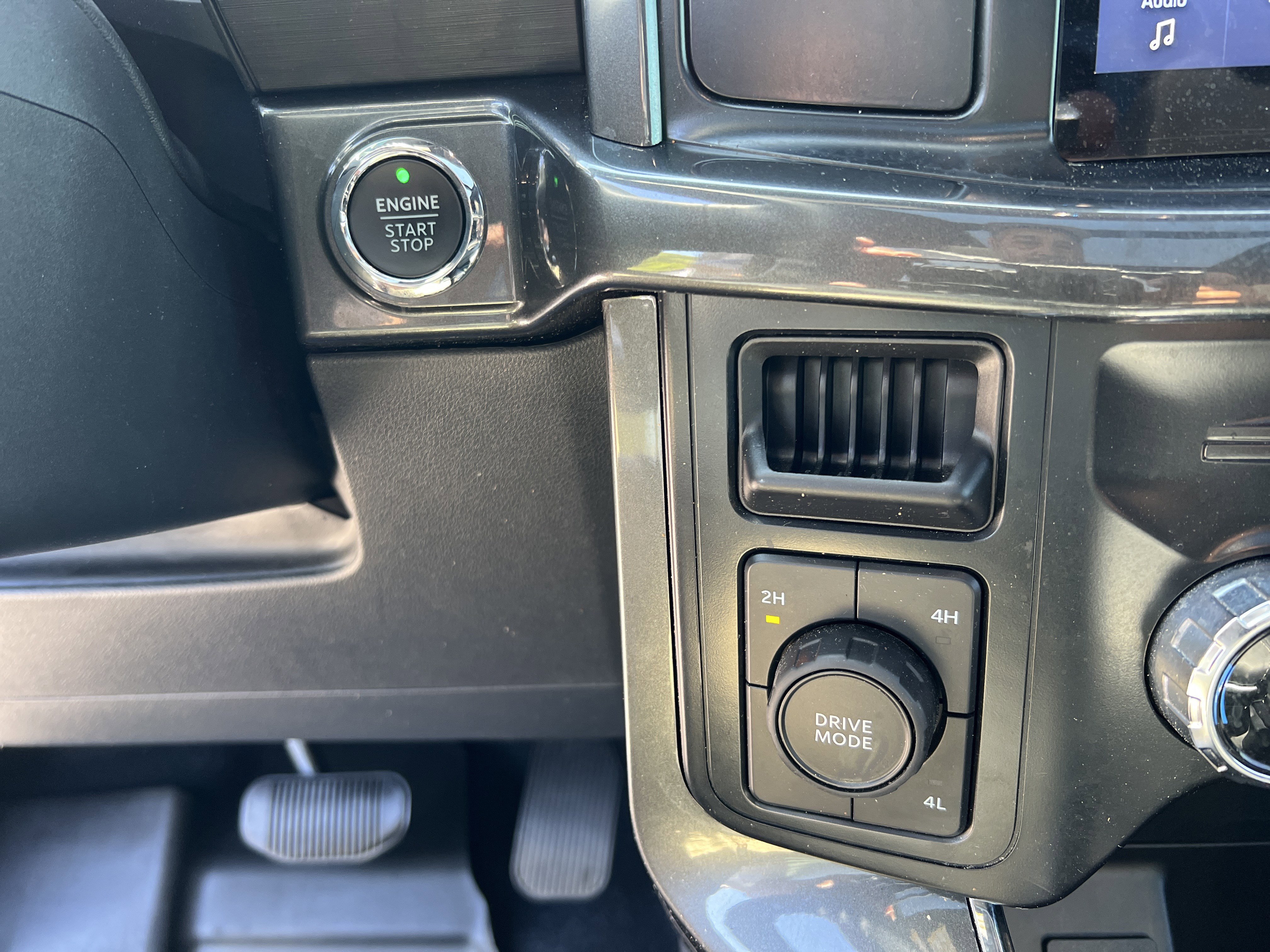 Used 2023 Ford F150 XLT w/ Equipment Group 302A High AWD/4WD image 31