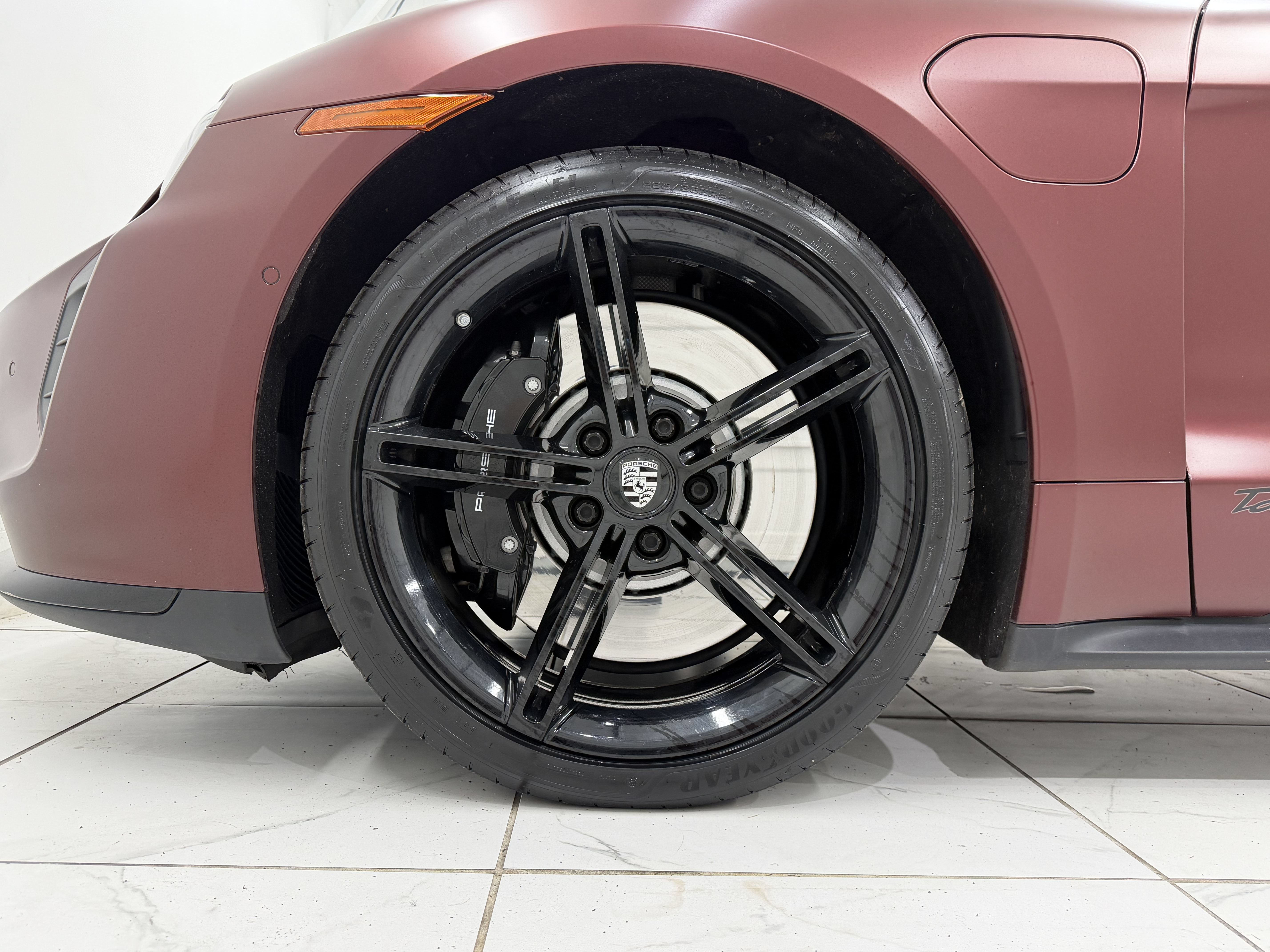 Certified 2022 Porsche Taycan Turbo AWD/4WD image 16