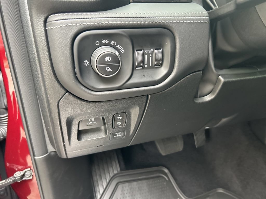 New 2025 RAM 1500 Limited w/ Body Color Bumper Group AWD/4WD image 49