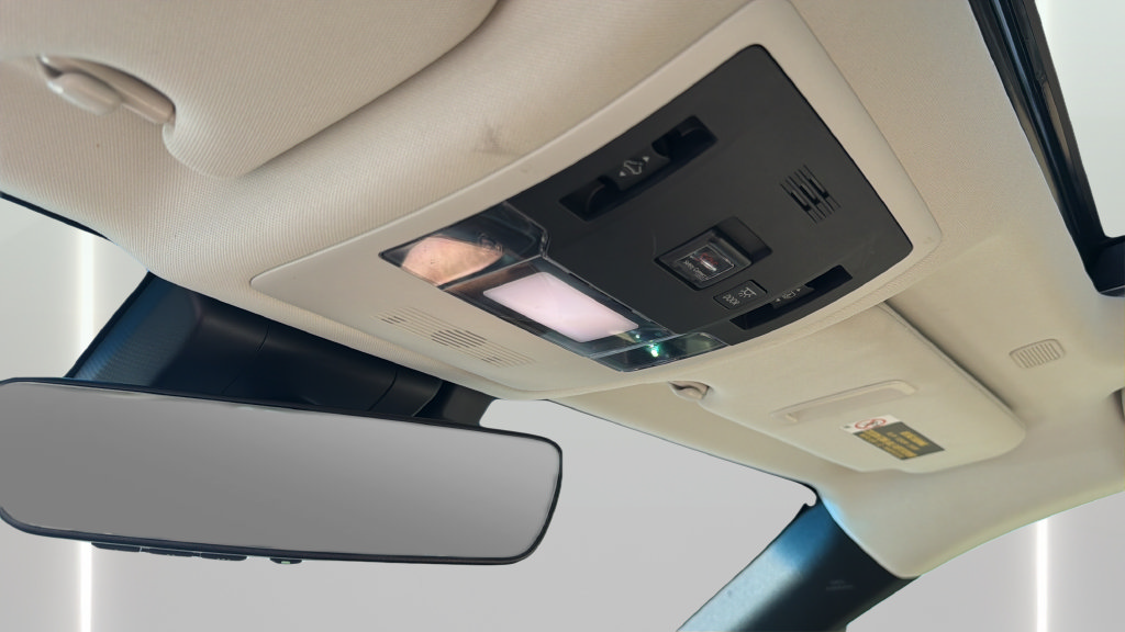 Used 2020 Lexus ES 350 Ultra Luxury w/ Accessory Package 2 FWD image 18