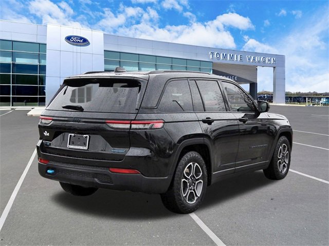 Used 2023 Jeep Grand Cherokee Trailhawk w/ Advanced Protech Group II image 4