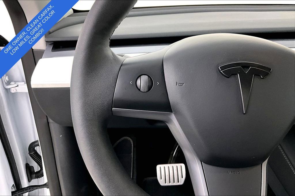 Used 2022 Tesla Model Y Performance AWD/4WD image 24