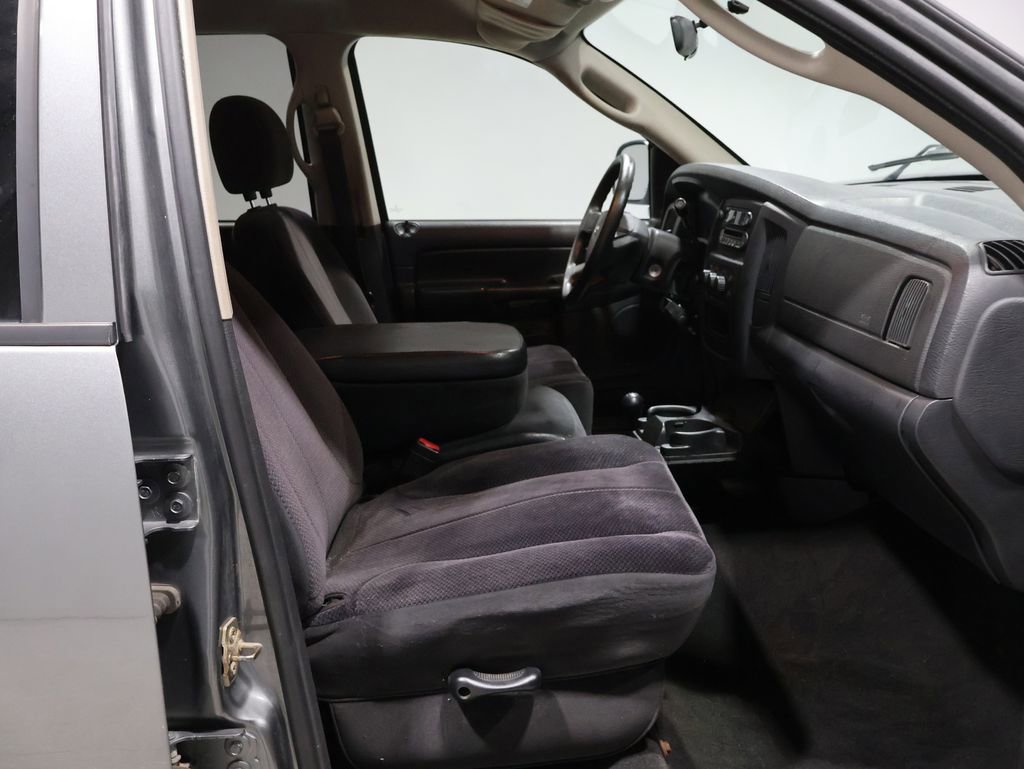 Used 2005 Dodge Ram 1500 Truck SLT w/ Trailer Tow Group image 4